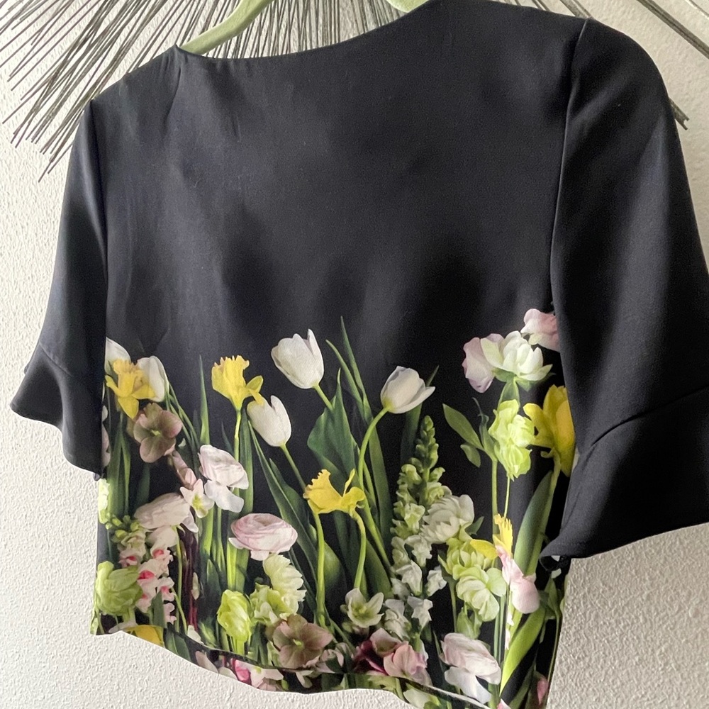 Victoria Beckham for Target floral top. Gorgeous statement piece.